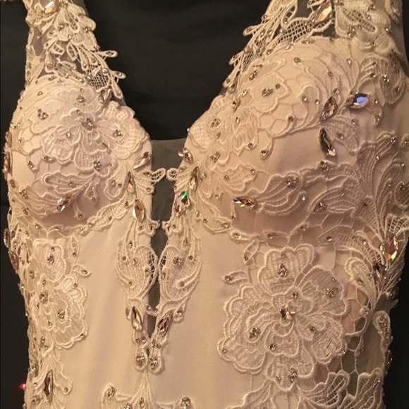 Pinina Tornai gown size 6 - Picture 2 of 11